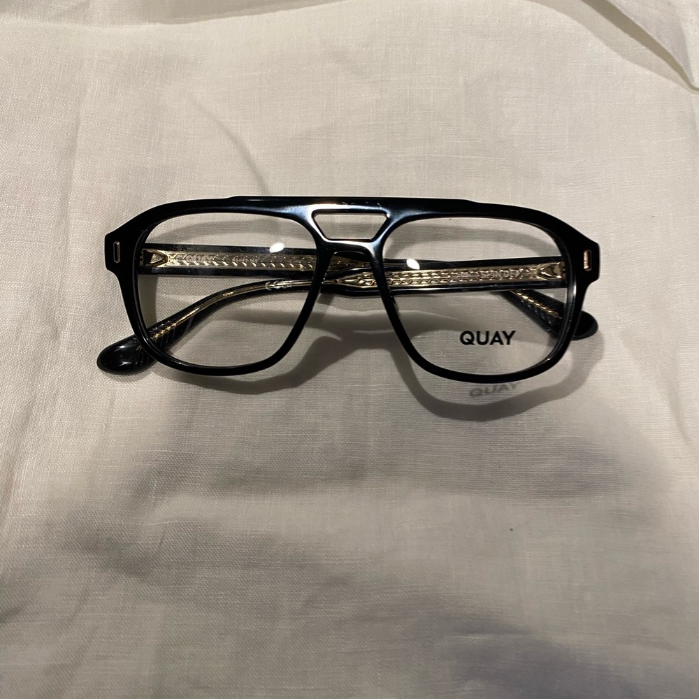 Quay Australia Black Aviator Sunglasses